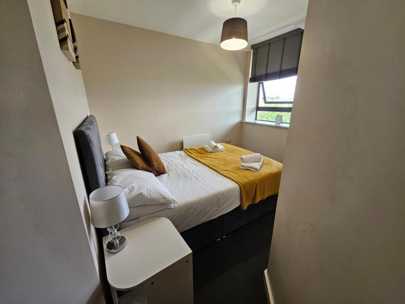 Holiday Home แมนเชสเตอร์ ภายนอก รูปภาพ